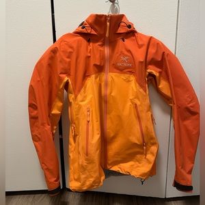 Women’s Arcteryx Beta AR Jacket